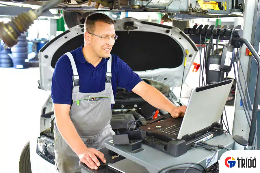 Sistema de gerenciamento automotivo: conheça o software da Trido